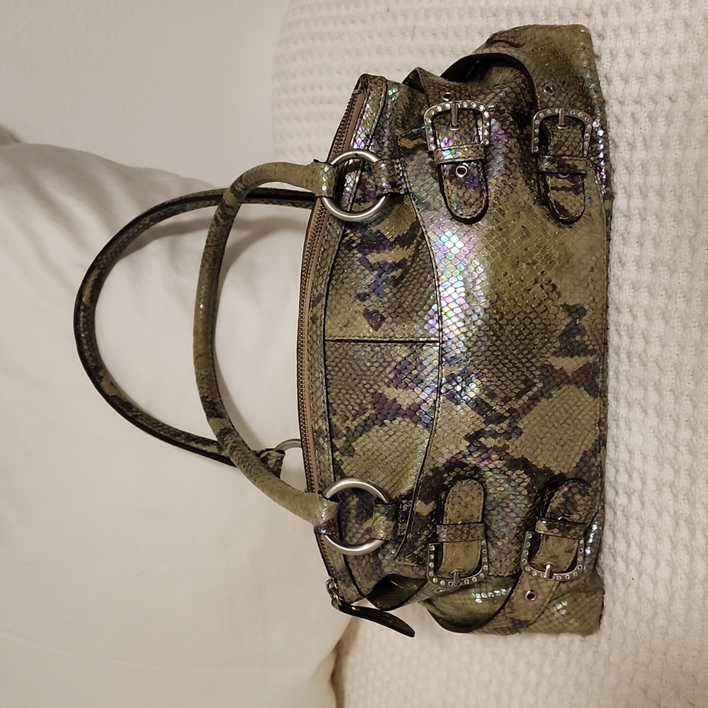 Adrienne Vittadini green snakeskin print leather purse
